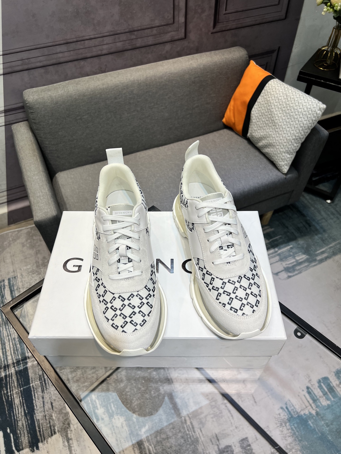 Givenchy Men's Fashionable Casual Sneakers in Imported Leather 5 i1745423470209 5182 0 3