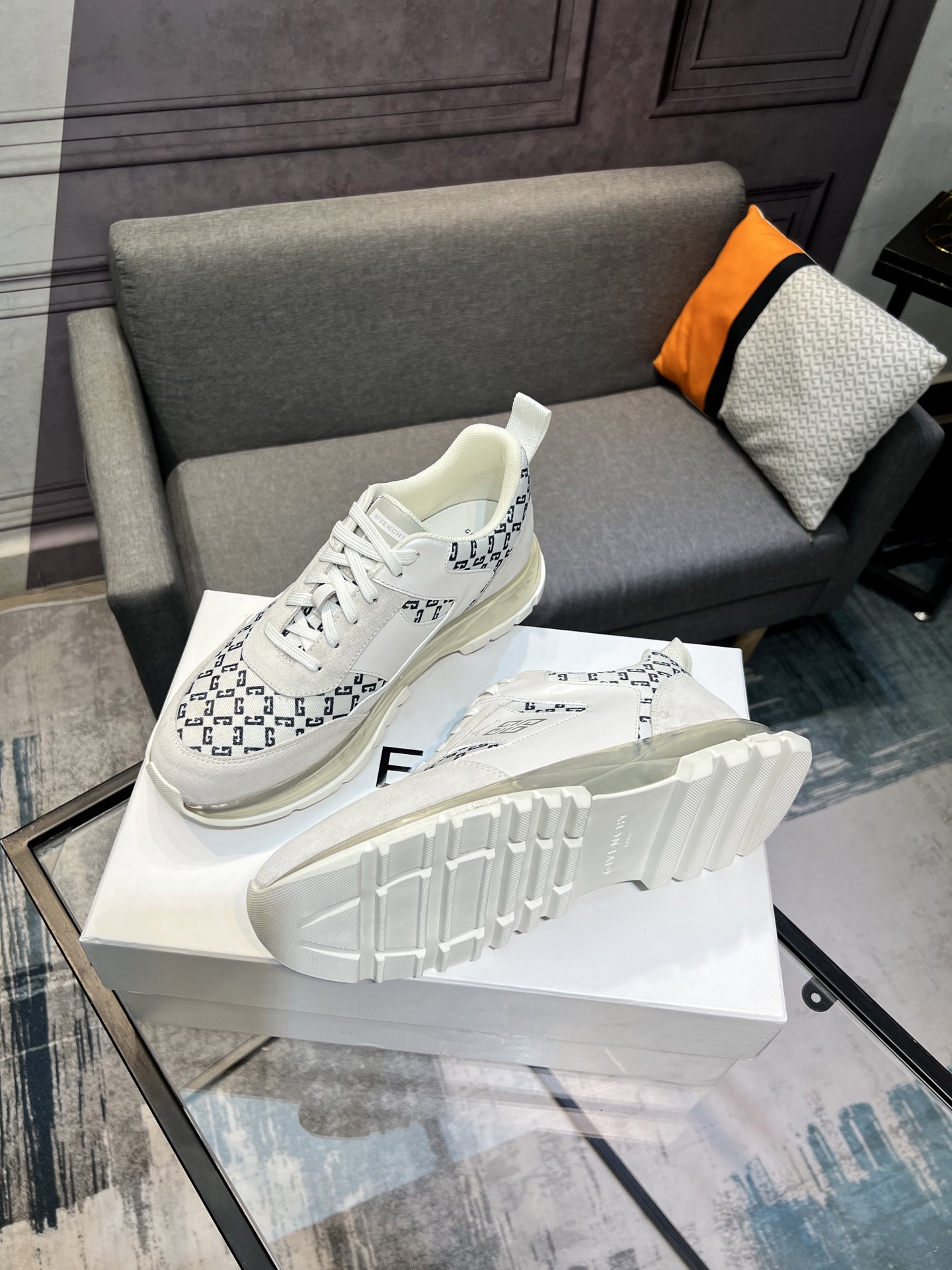 Givenchy Men's Fashionable Casual Sneakers in Imported Leather 4 i1745423471616 2829 0 2