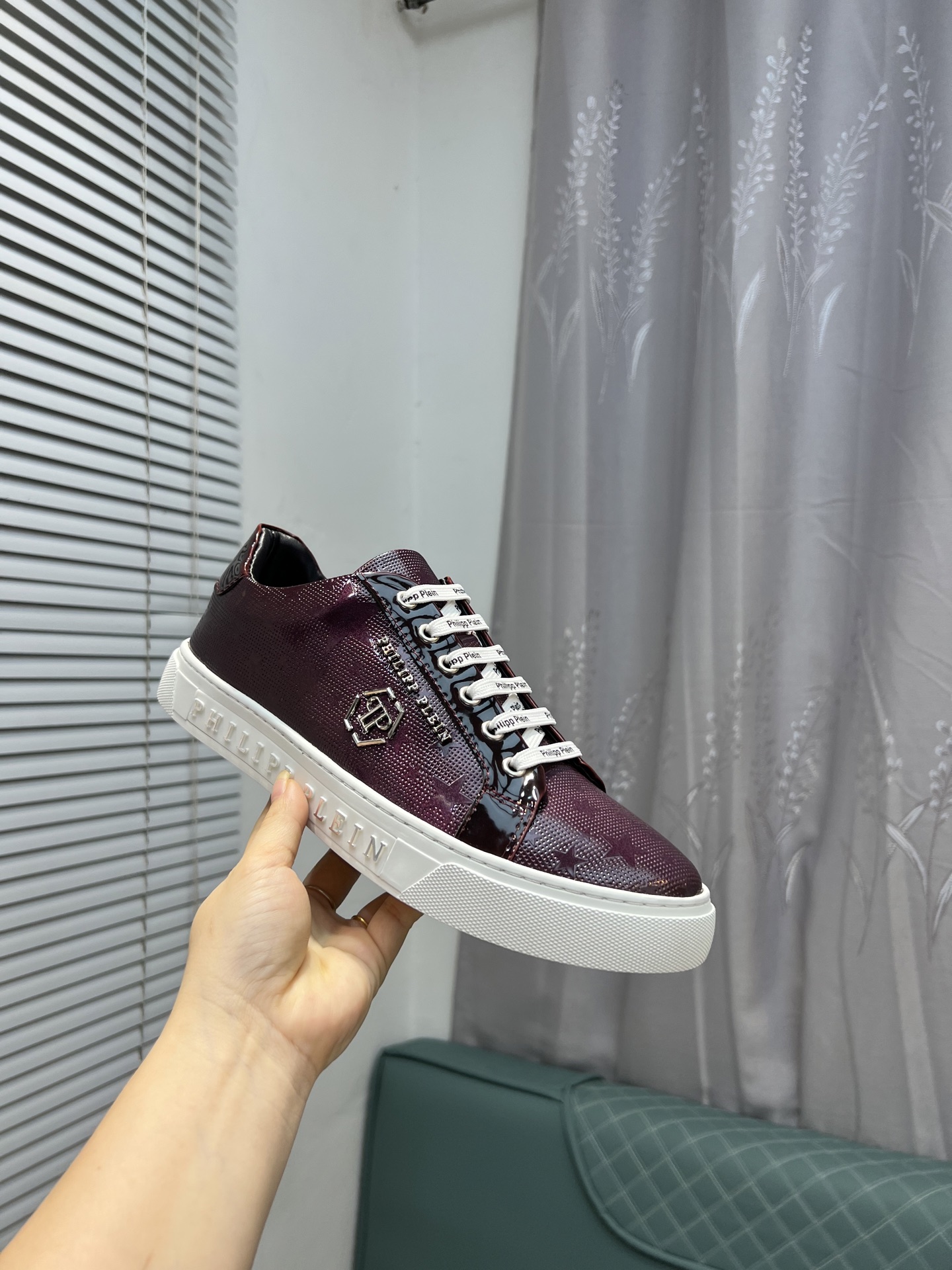 Philipp Plein Men's Leather Sneakers - Fashionable & Comfortable 6 i1745509879213 8800 0 4