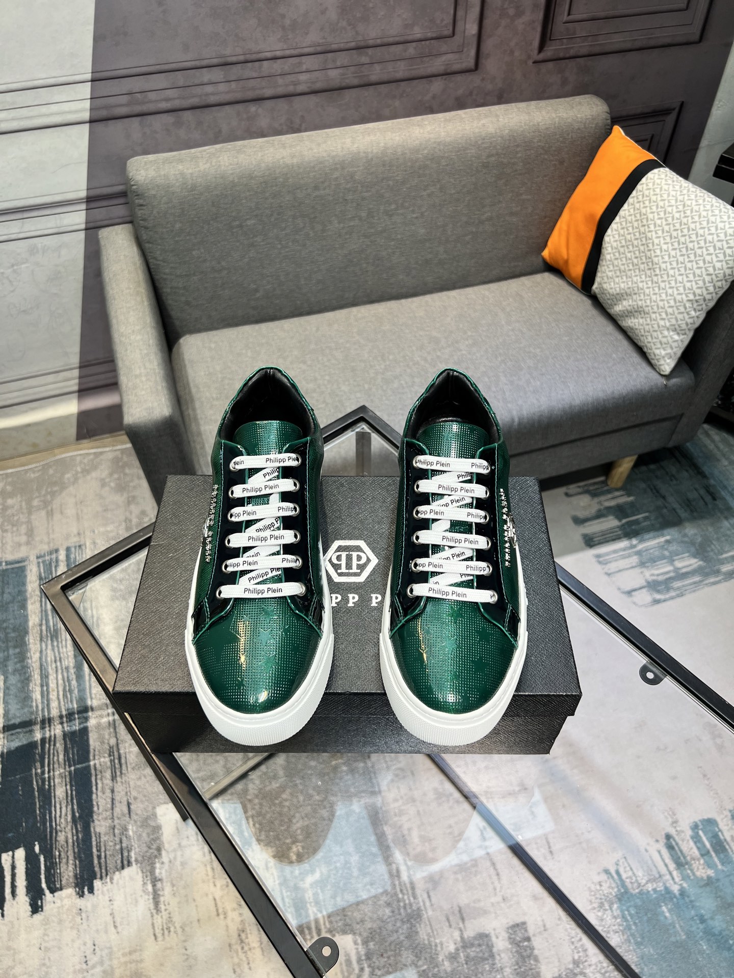 Philipp Plein Men's Green Leather Sneakers - Stylish and Comfortable 2 i1745509938667 7535 0 0