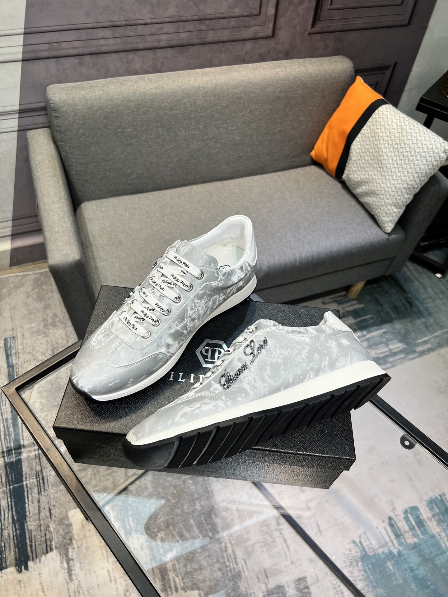 Philipp Plein Men's Leather Sneakers - Fashionable & Comfortable (Sizes 38-44) 4 i1745510003142 9901 0 2