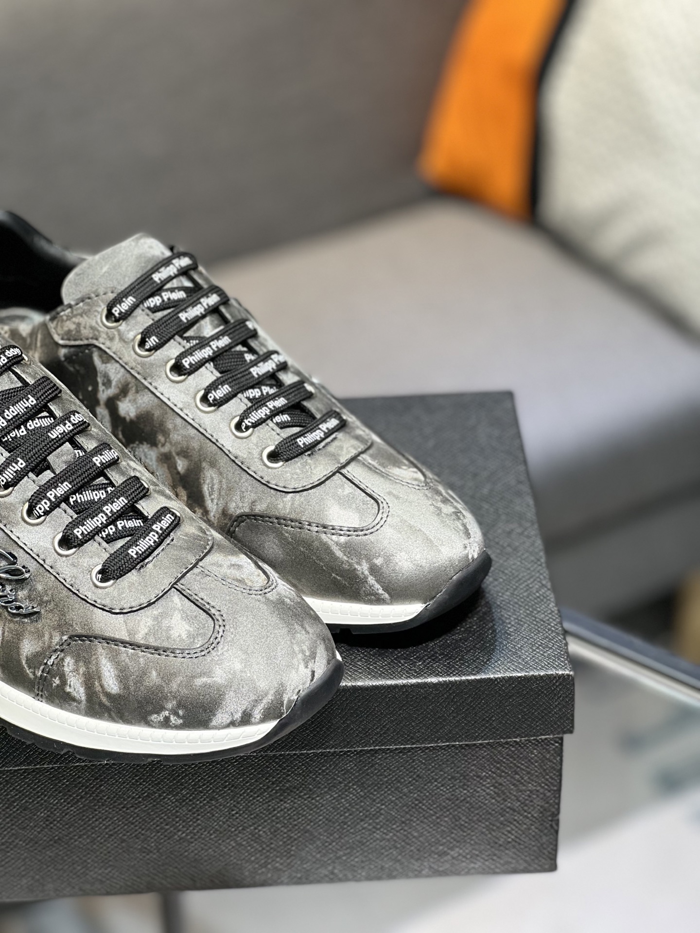 Philipp Plein Men's Leather Sneakers - Stylish, Comfortable, and High-End 9 i1745510038100 2653 0 7