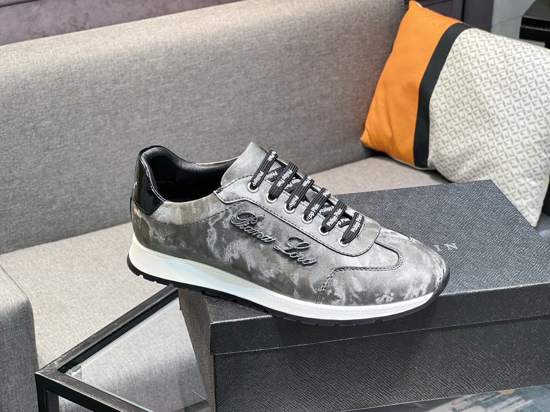 Philipp Plein Men's Leather Sneakers - Stylish, Comfortable, and High-End 10 i1745510038255 1543 0 8
