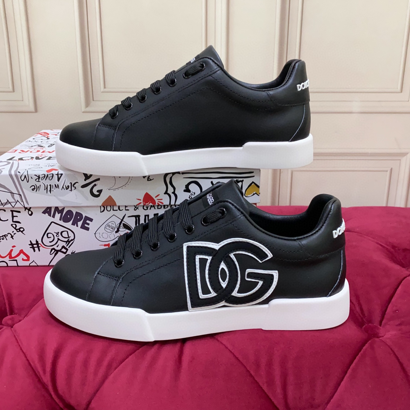 Dolce&Gabbana Leather Sneakers With White Logo and Rubber Sole, Black 3 i1745682399190 8601 0 1