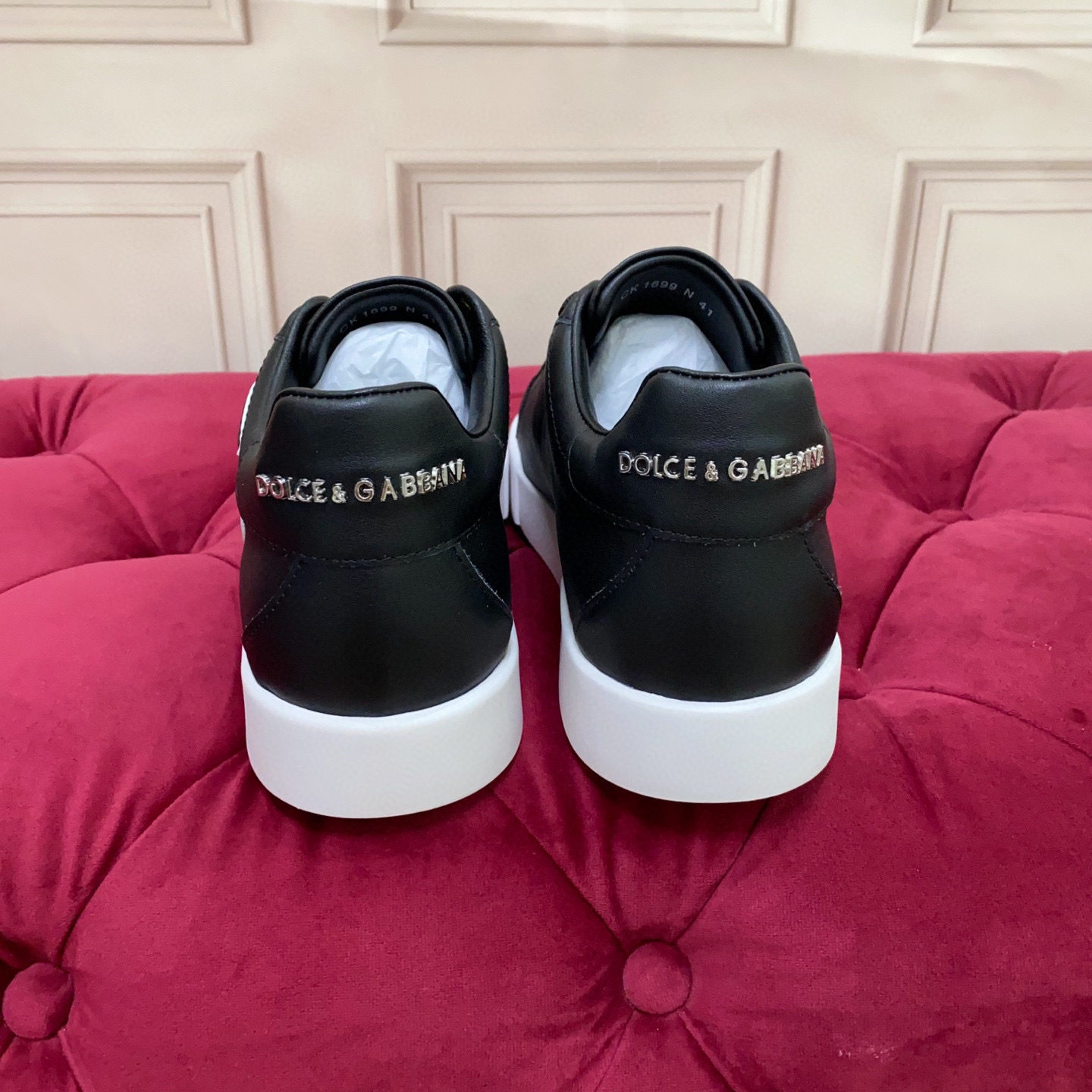 Dolce & Gabbana 2024 Black Leather Sneakers With White Logo and Sole 10 i1745682456110 237 0 8