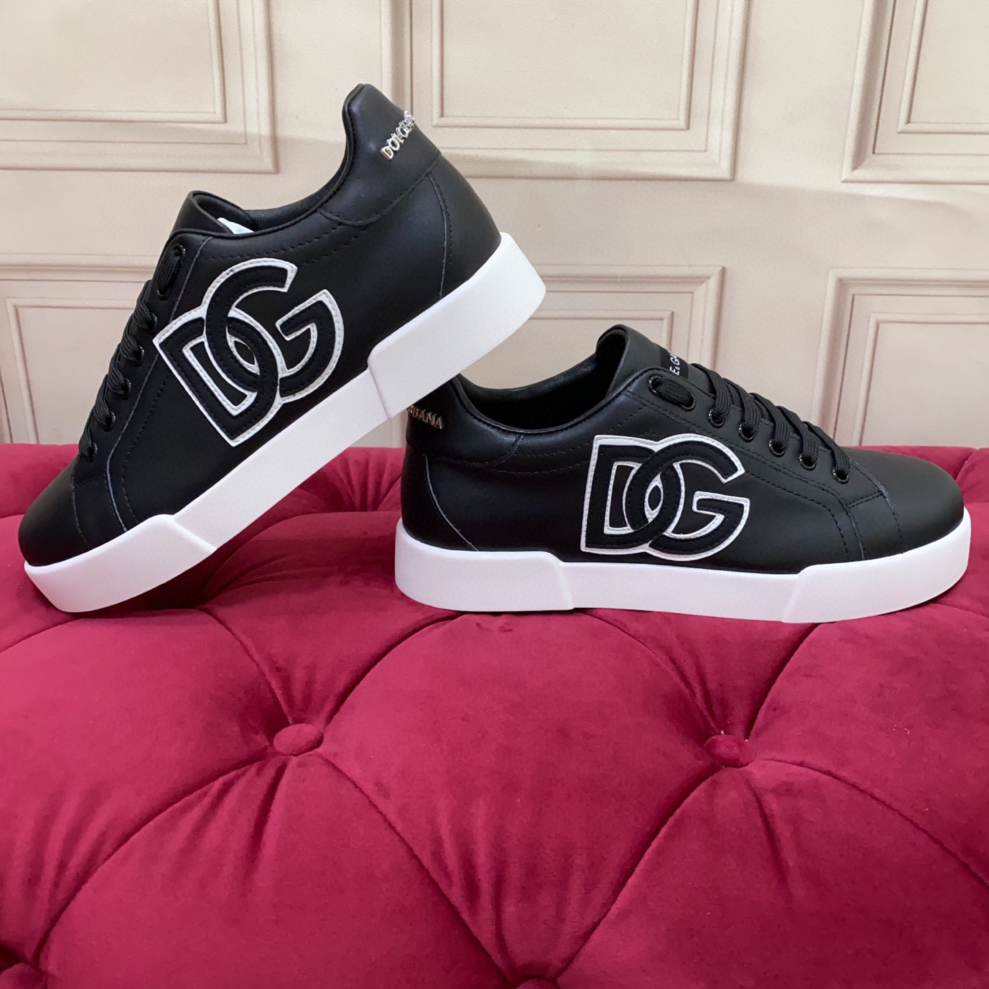 Dolce & Gabbana 2024 Black Leather Sneakers With White Logo and Sole 7 i1745682456110 9326 0 5