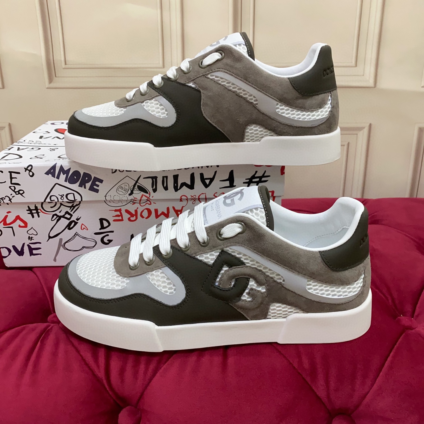 Dolce & Gabbana Luxury Sneaker, Crafted with Leather, Suede & Mesh, Stylish Shoes 3 i1745682560306 4280 0 1