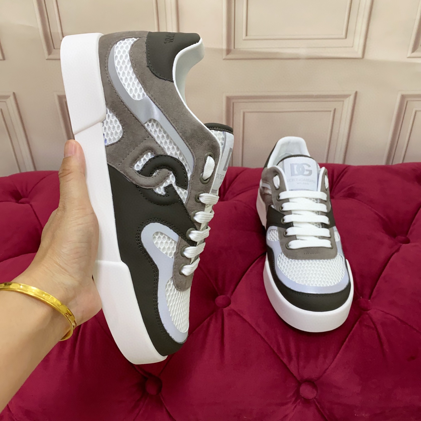 Dolce & Gabbana Luxury Sneaker, Crafted with Leather, Suede & Mesh, Stylish Shoes 6 i1745682560306 7528 0 4