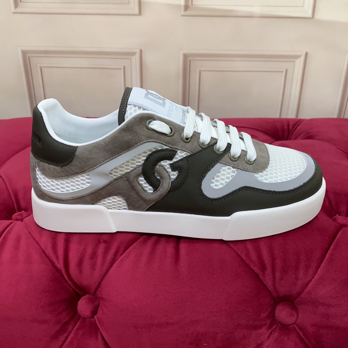 Dolce & Gabbana Luxury Sneaker, Crafted with Leather, Suede & Mesh, Stylish Shoes 2 i1745682560307 5413 0 0