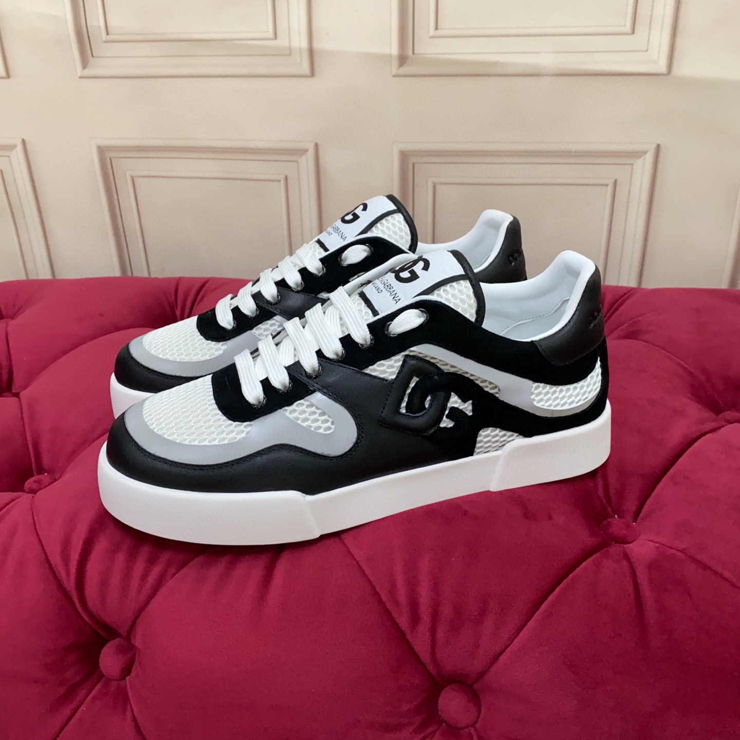 Dolce & Gabbana Women's Leather Sneakers - Black & White, Size 35-41 5 i1745682571209 453 0 3