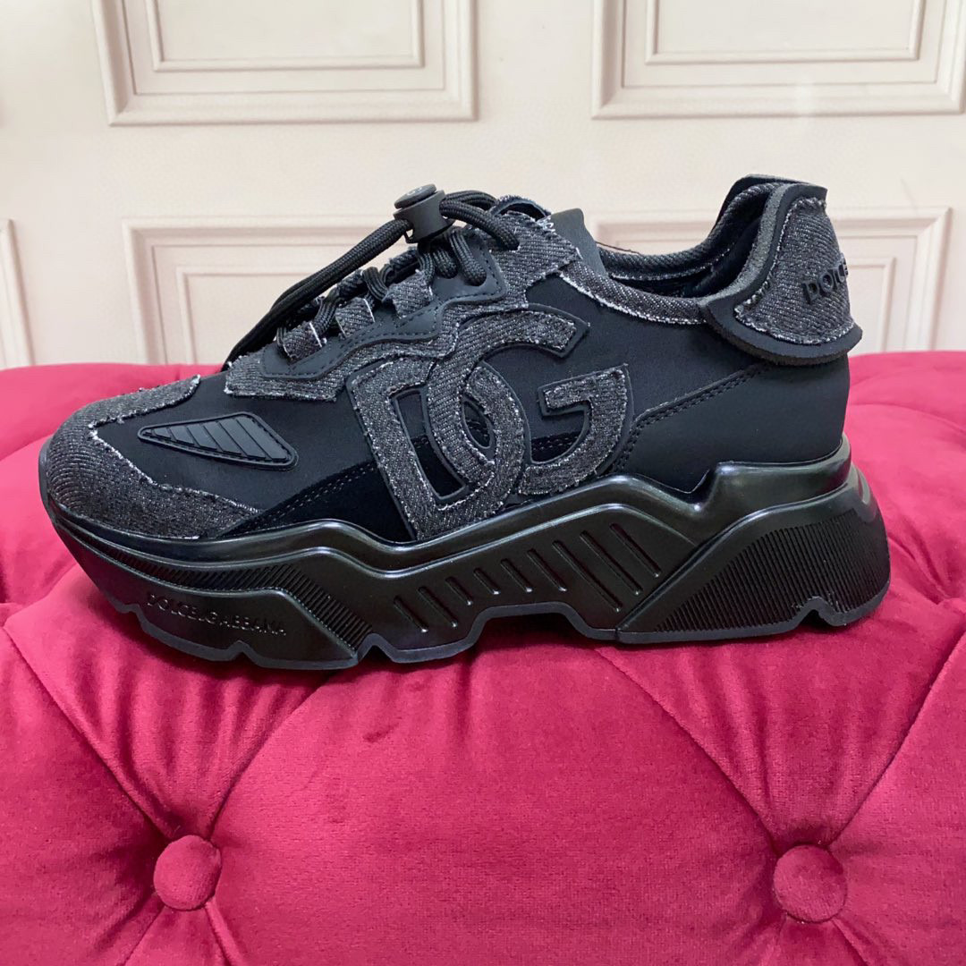 Dolce & Gabbana 2024 Women's Designer Sneakers - Luxury & Comfort 7 i1745682707470 1888 0 5
