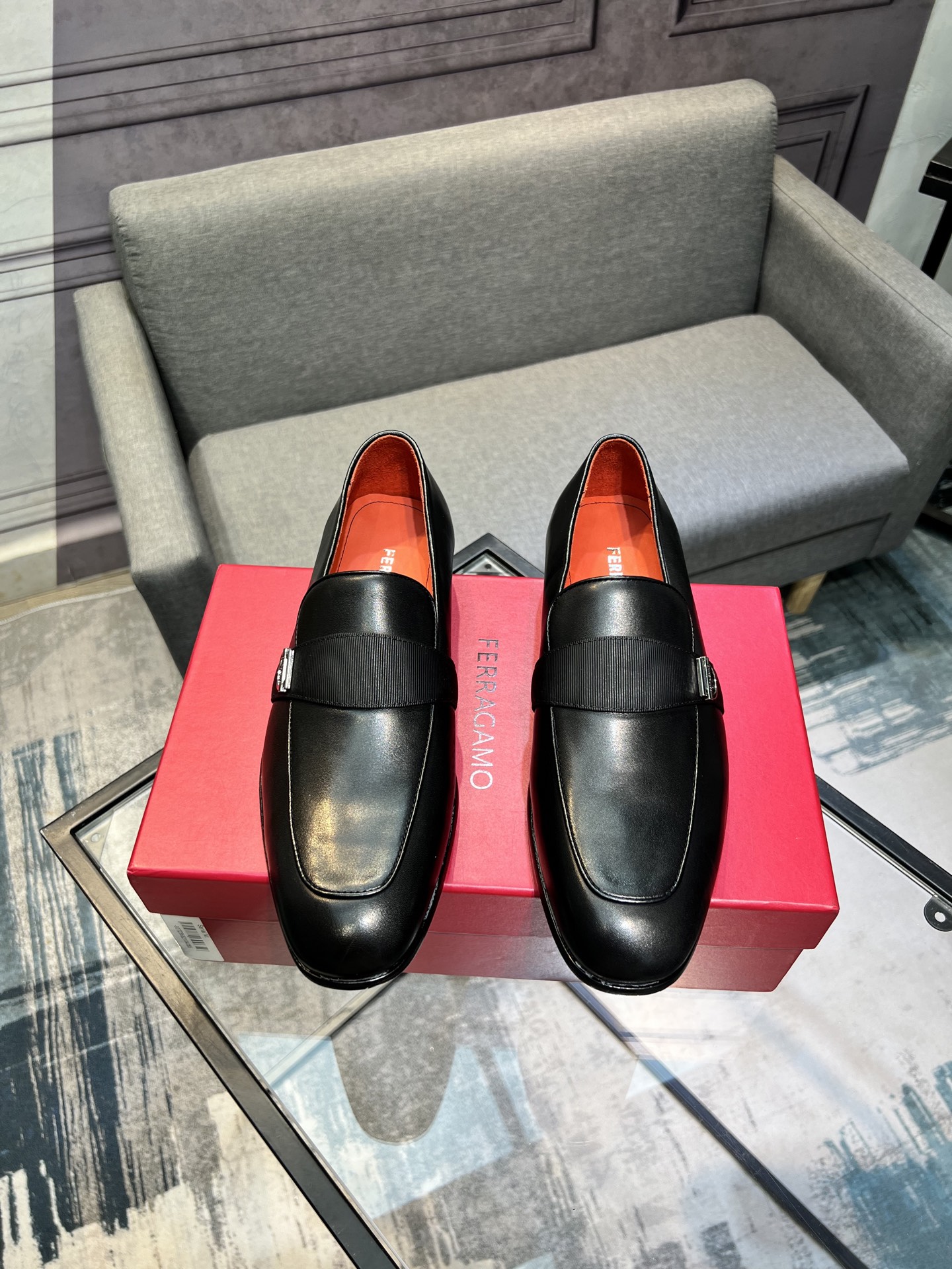 NO:349544,——New formal casual business leather shoes Brand Ferragamo Size 39-44 (38. 45 can be customized) Cowhide inner material Original soft cowhide upper Comfort cowhide inner Original genuine leather outsole, ferragamo, ferragamo, cowhide, Leather soles19860909——新款正装休闲商务皮鞋 品牌菲拉格慕Ferragamo 尺码39-44（38. 45可定制）  内里牛皮内里 材料 原版软牛皮鞋面 舒适牛皮内里 原版真皮大底,,ferragamo,ferragamo,cowhide,Leather soles,Men's shoes