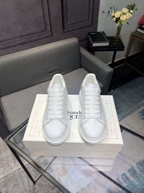Alexander McQueen White Leather Sneakers Classic Lace-up Casual Shoes
