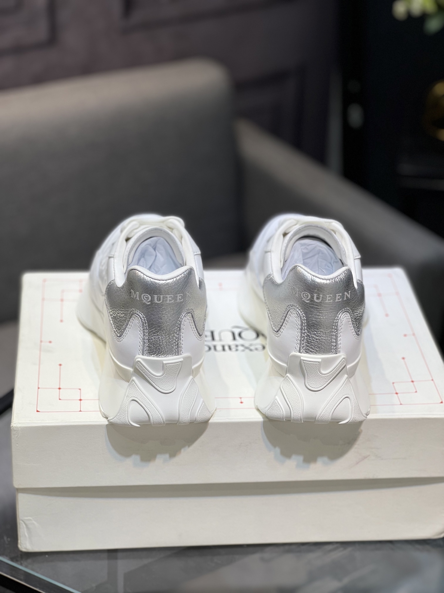 Alexander McQueen White Leather Oversized Sneakers Classic Designer Shoes 8 i1752594362634 8101 0 6