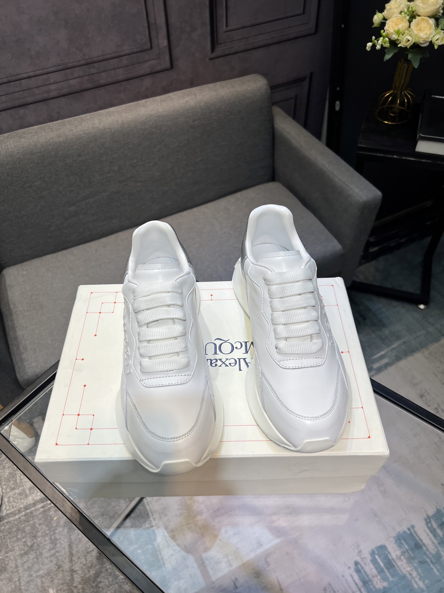 Alexander McQueen White Leather Oversized Sneakers Classic Designer Shoes 5 i1752594362759 4006 0 3