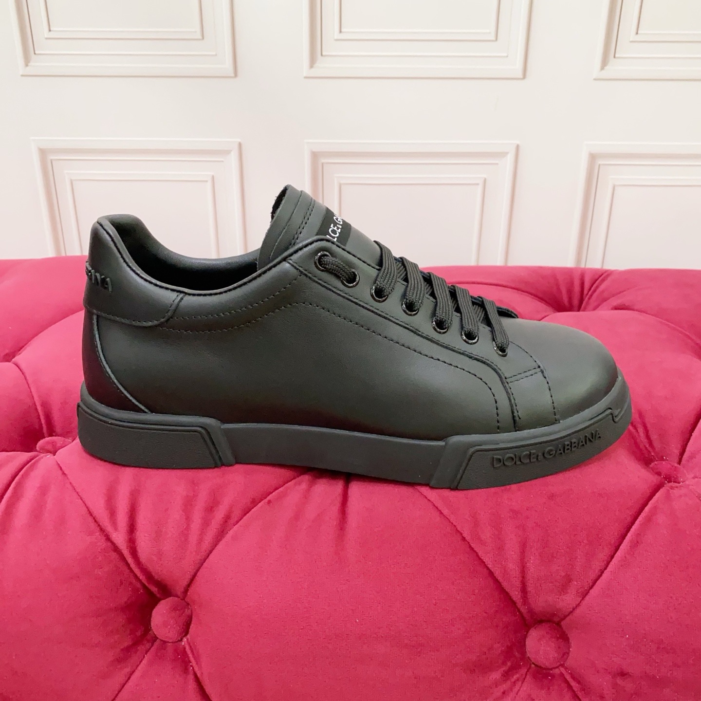 Dolce & Gabbana 2025 Leather Sneakers - Luxury Designer Footwear, Black 2 i1754148501246 1831 0 0