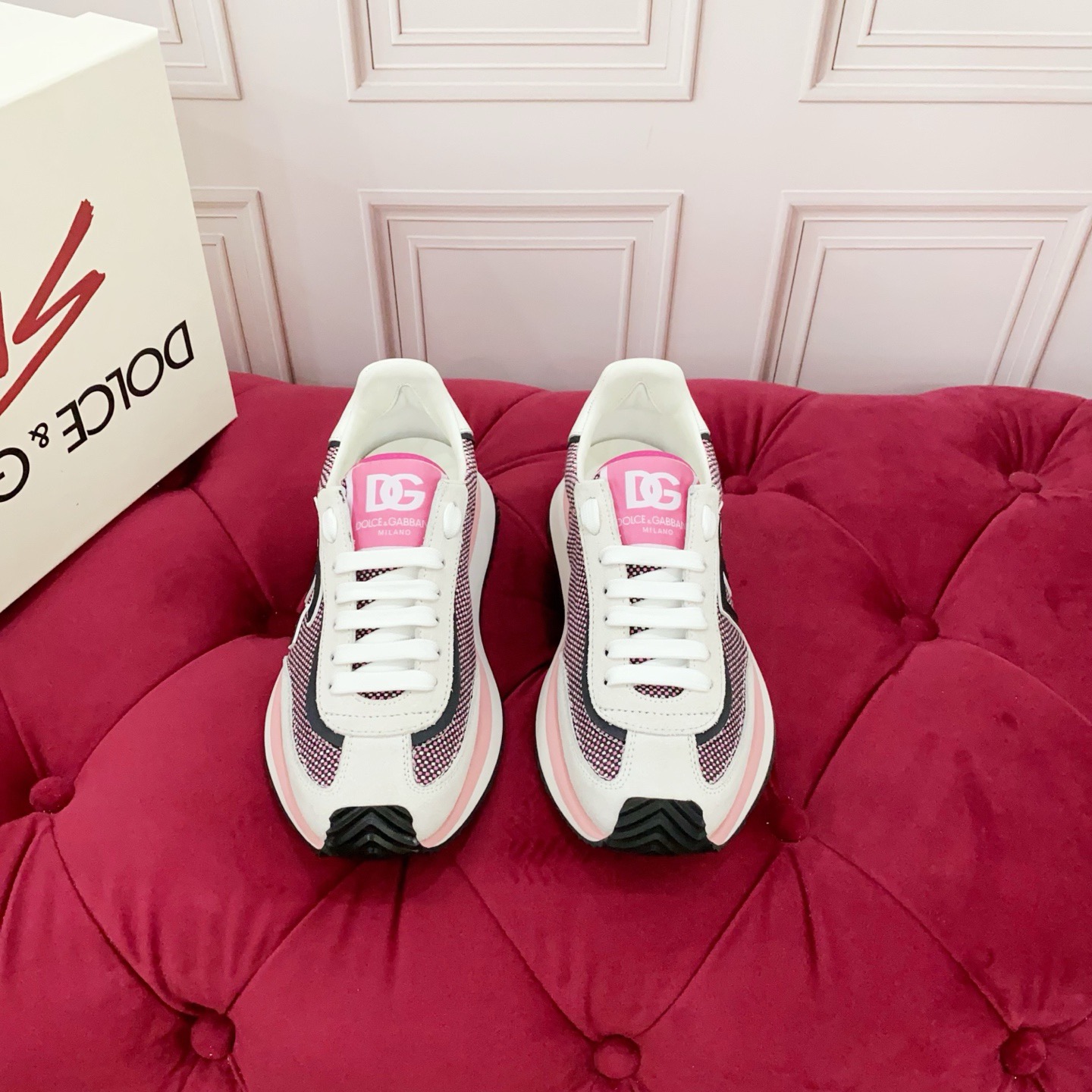 Dolce&Gabbana Couple Sneakers 2025 New Luxury Leather Fashionable Shoe 8 i1754149309698 9877 0 6