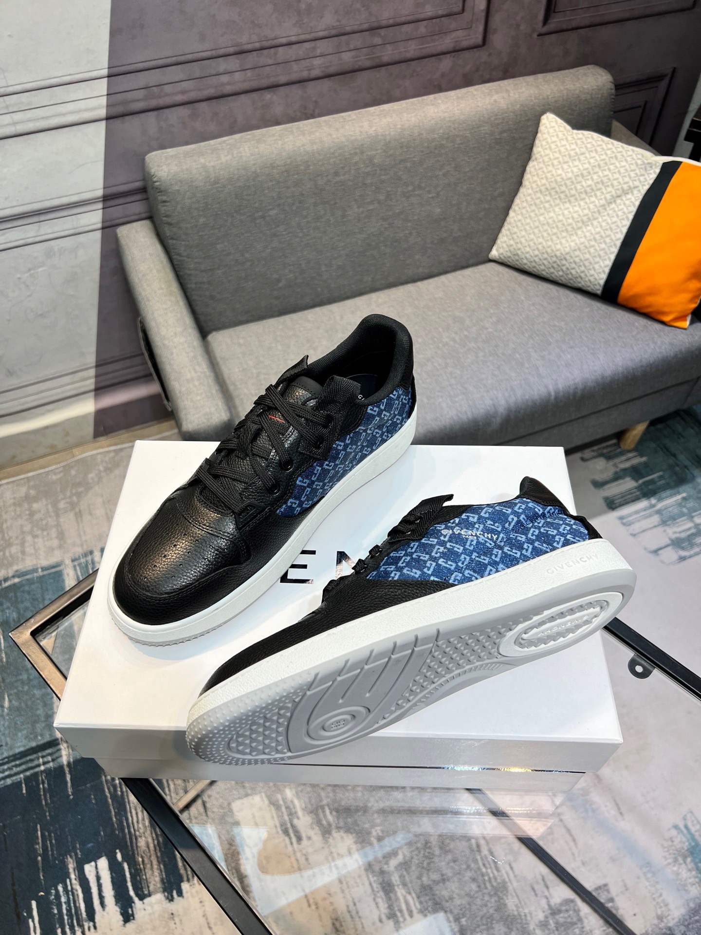 Givenchy Men's Black Leather Lace-Up Fashion Sneakers 4 i1754320803179 998 0 2