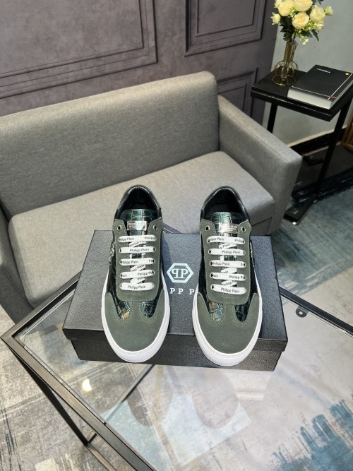 Philipp Plein Men's Leather & Suede Lace-Up Sneakers - Modern Style 1 Philipp Plein Men's Leather & Suede Lace-Up Sneakers - Modern Style