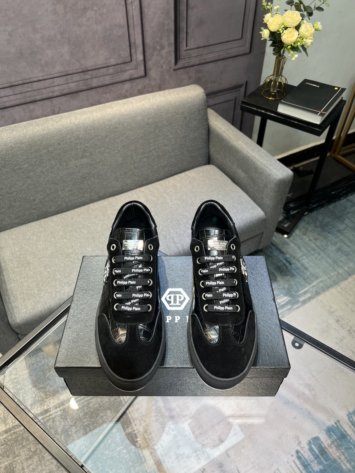 حذاء رياضي أسود من الجلد الطبيعي للرجال من Philipp Plein