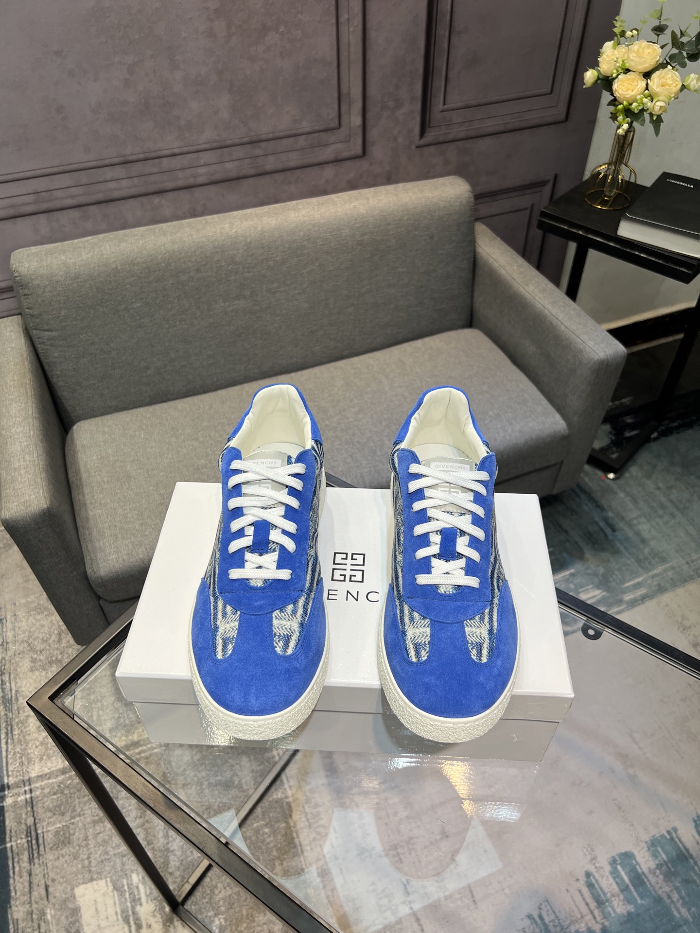 NO:588648,GIVENCHY. Men's new fashionable casual sneakers. Best selling imported cowhide. Comfortable sheepskin lining. Original outsole. Comfortable. 38-44 sizes (45 customized, non-refundable),,givenchy,givenchy,cowhide,sheepskin19860909GIVENCHY纪梵希 .男士新款时尚休闲板鞋热卖进口牛皮.舒适羊皮内里 原版大底 脚感舒适 38-44码（45订做不退换）,,givenchy,givenchy,cowhide,sheepskin,Men's shoes