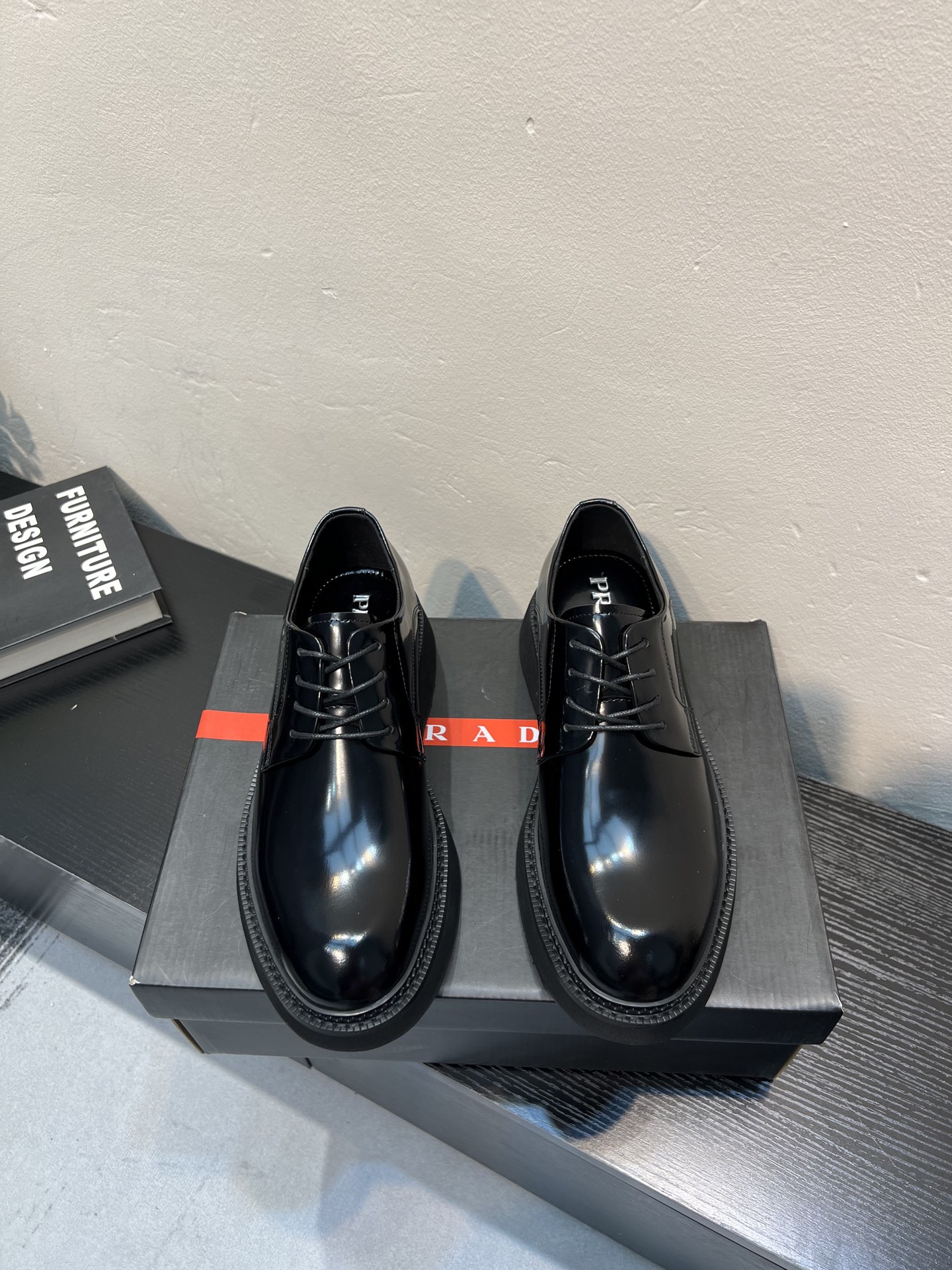 NO:704601,PRADA19860909Prad*普拉达.男士爆款时尚皮鞋 原版开边珠牛皮.牛皮面 ｜内里垫脚全牛皮｜耐磨轻便发泡大底｜轻便舒适｜上脚霸气百搭 Size38-44（４５定做）,,prada,prada,cowhide,Men's shoes