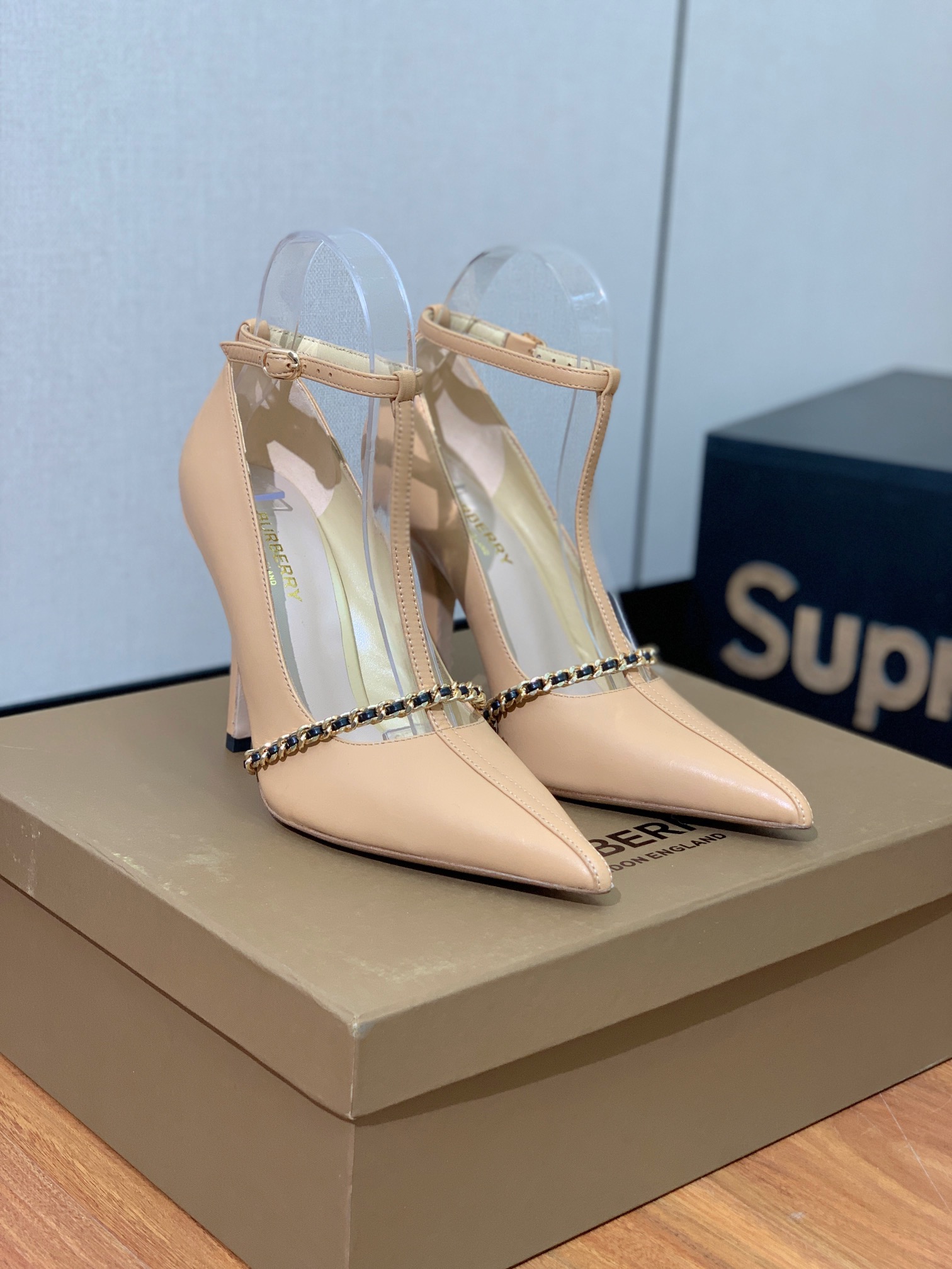 [BURBER*Y] Elegant High Heels: Oxen and Sheepskin, 10cm Tall, Code 35-41. - 图片 1