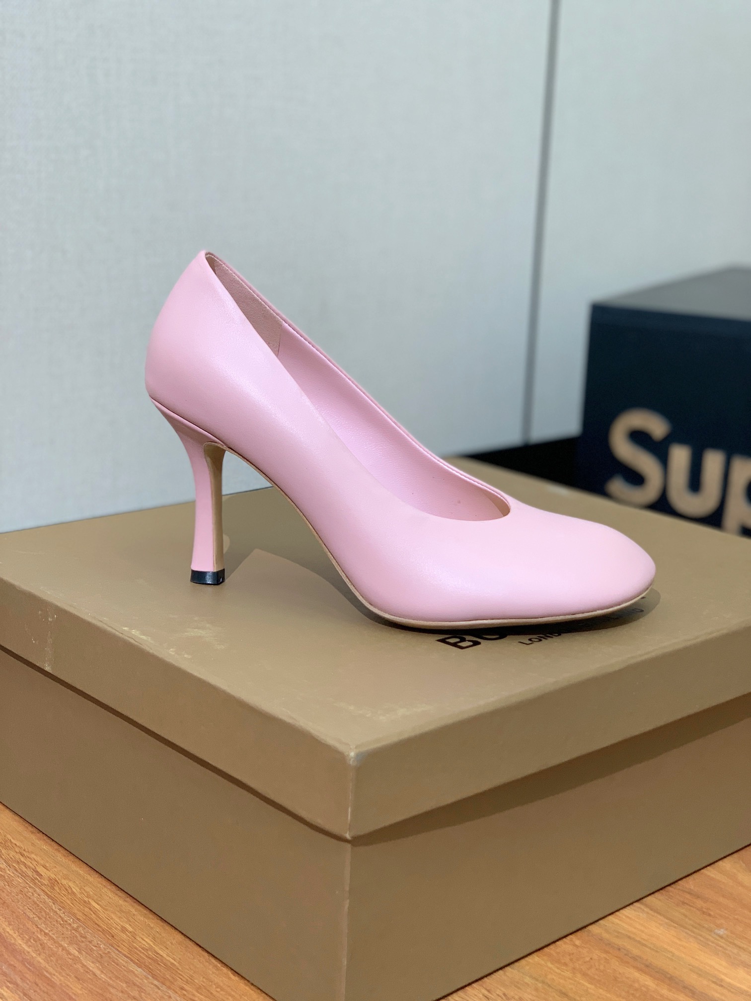 [BURBERRY] Original Round Head Heels in Sheepskin, 10cm Tall, Code 35-41. - 图片 4
