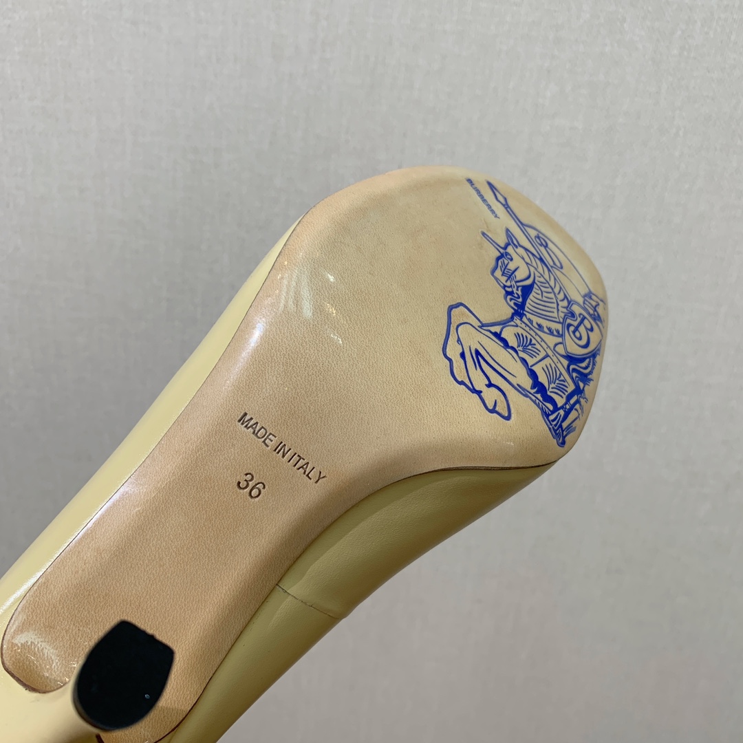 [BURBER*Y] Original Round Head Heels in Sheepskin, 10cm Tall, Code 35-41, $800 - 图片 8