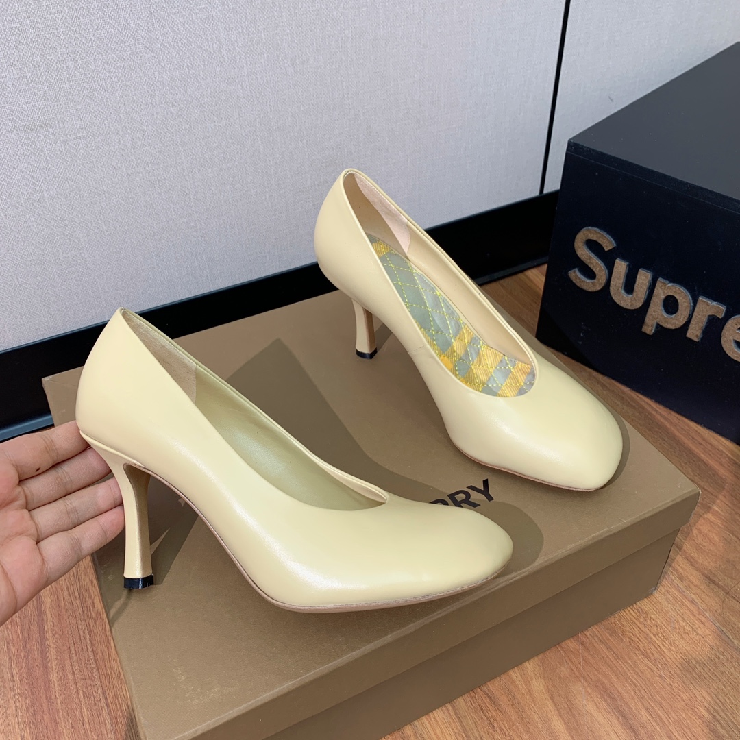 [BURBER*Y] Original Round Head Heels in Sheepskin, 10cm Tall, Code 35-41, $800 - 图片 3