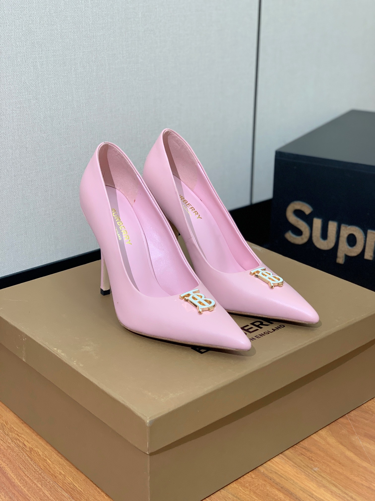 [BURBER*Y] Original 10cm Heels in Sheep’s Skin, Retro Style, Sarcasm – Code 35-41. - 图片 1
