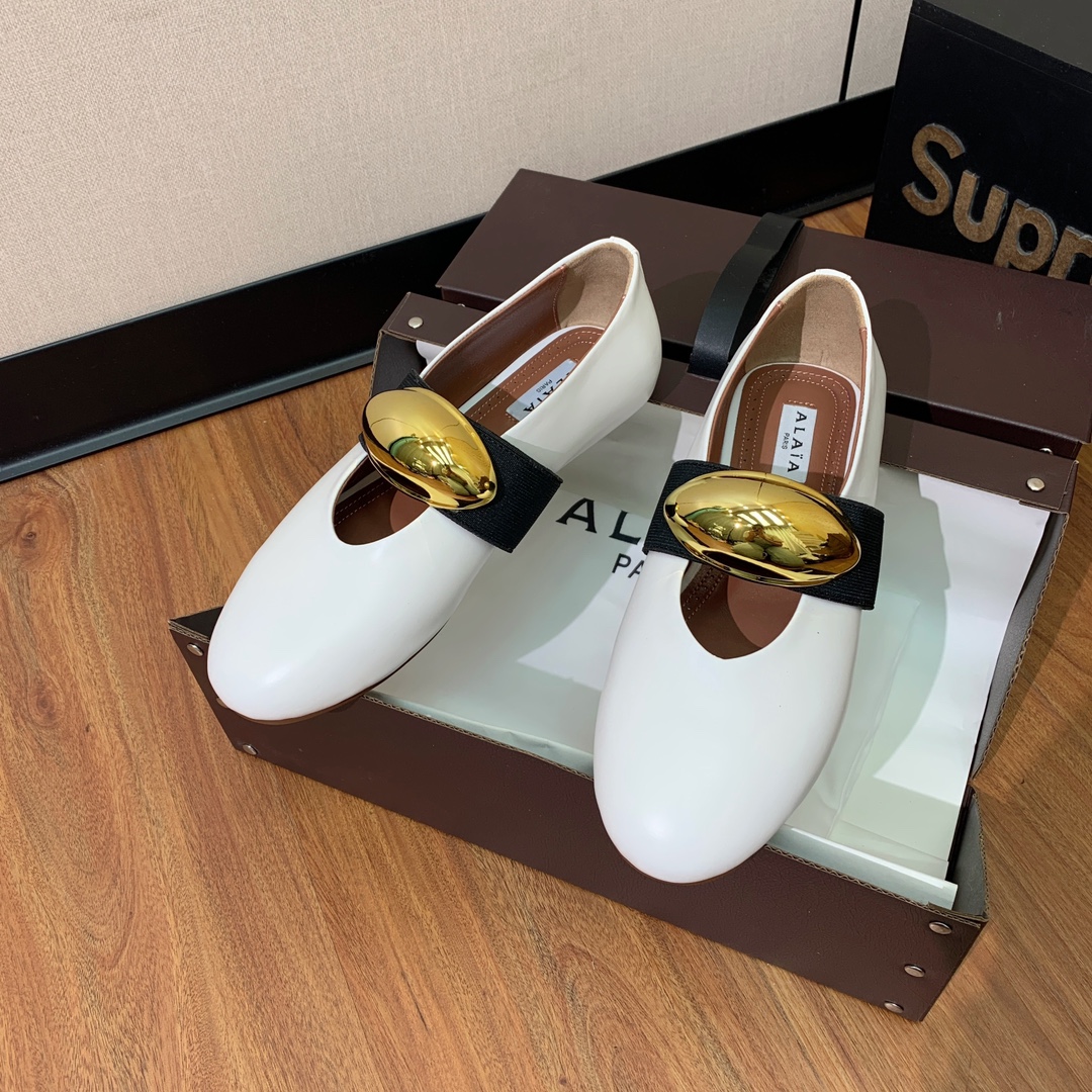 【Alaia】芭蕾舞平底鞋。顶级版。超级火，上脚超舒服超美。网面，牛皮面。羊皮垫脚，橡胶底，原版小皮箱。