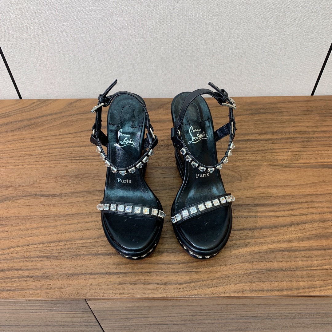Acheter une réplique de haute qualité pas cher 1: 1
 Christian Louboutin Shoes Sandals Cowhide Genuine Leather Rubber Sheepskin