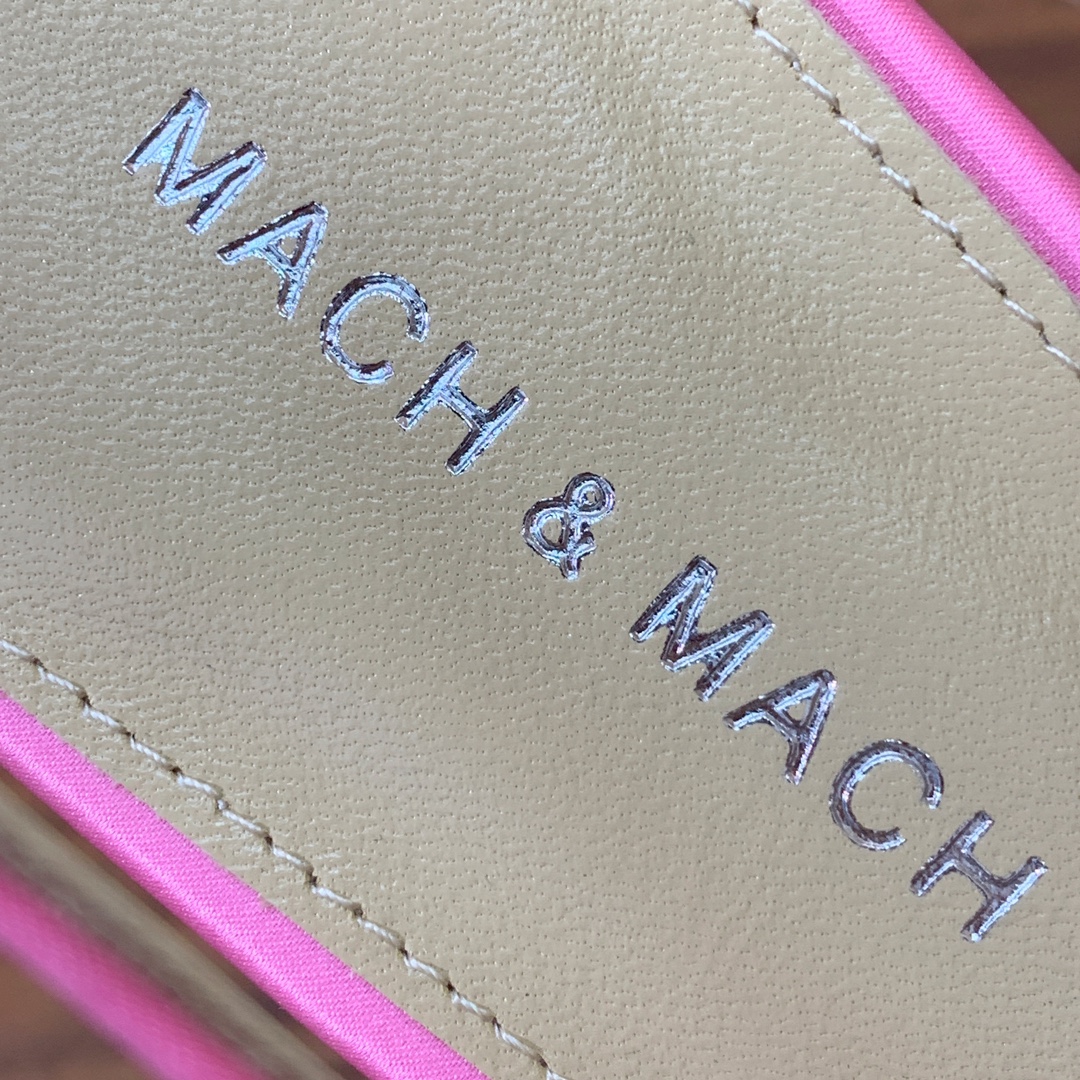 【Mach＆Mach】蝴蝶结真丝单鞋。简约气质款式。鞋面真丝。羊皮内里，真皮大底。
码数：35-40（4