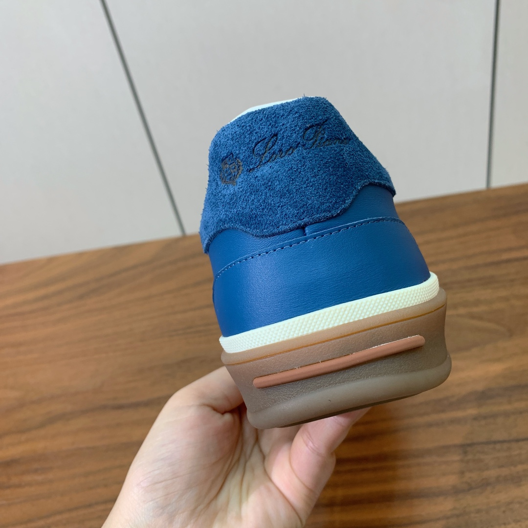 【Loro Piana】情侣款德训鞋。简约时尚，鞋面采用环保牛皮、牛反绒。进口耐磨橡胶成型底。
码数：女