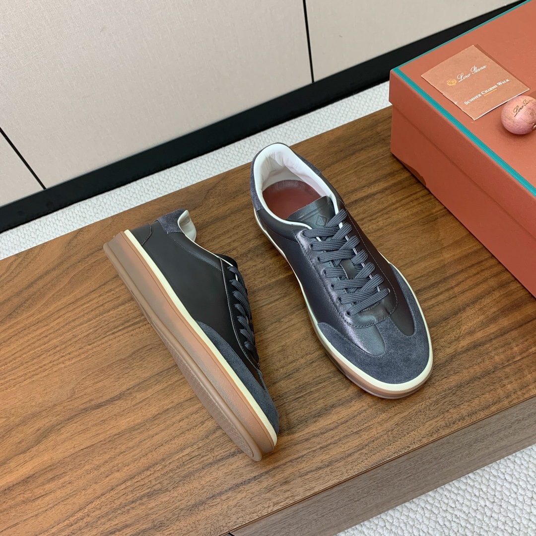 【Loro Piana】情侣款德训鞋。简约时尚，鞋面采用环保牛皮、牛反绒。进口耐磨橡胶成型底。
码数：女
