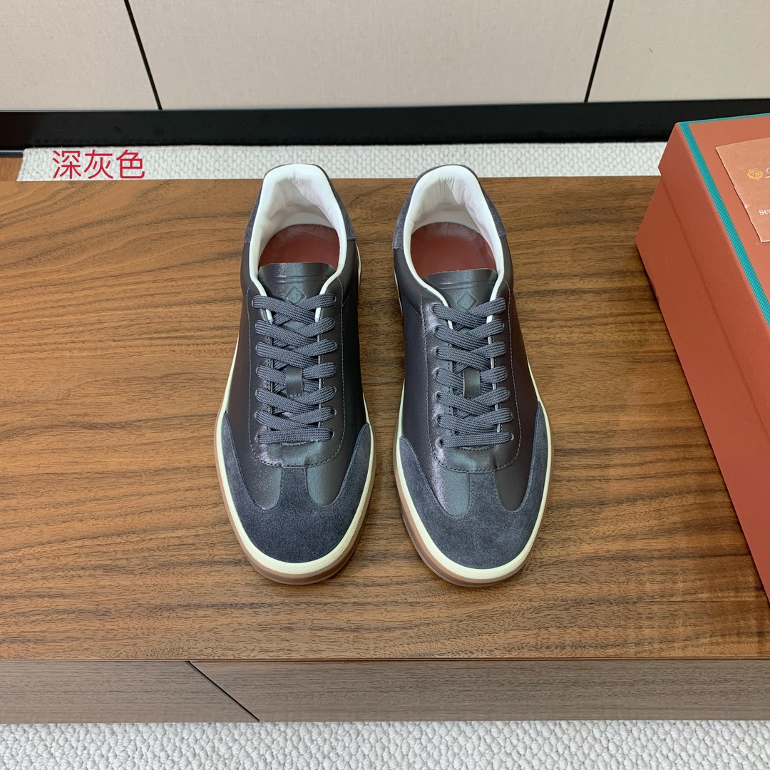【Loro Piana】情侣款德训鞋。简约时尚，鞋面采用环保牛皮、牛反绒。进口耐磨橡胶成型底。
码数：女