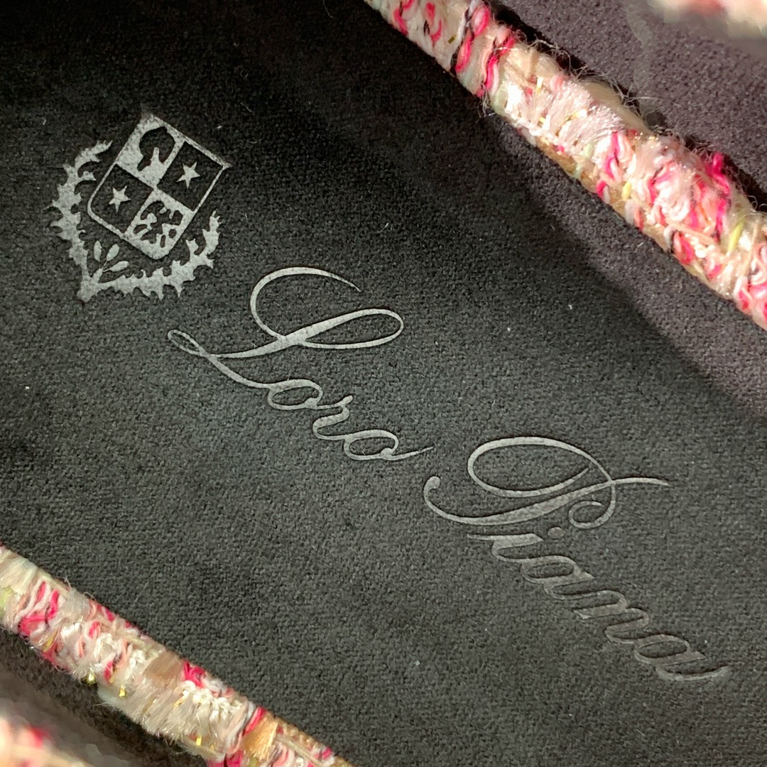 【Loro Piana】拼色单鞋。极简主义风格。属于非常耐看的款式！高级百搭之王。鞋面定制材料拼牛皮。进