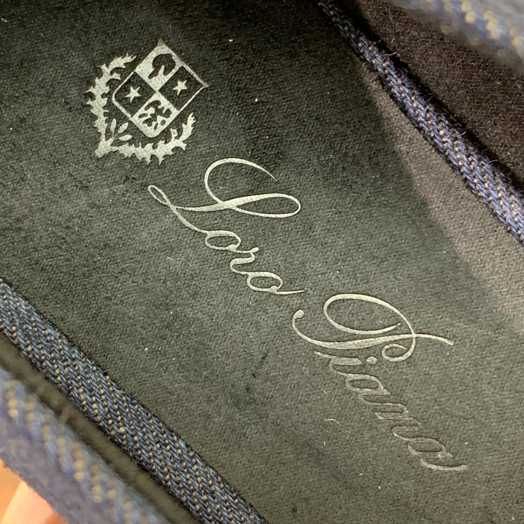 【Loro Piana】拼色单鞋。极简主义风格。属于非常耐看的款式！高级百搭之王。鞋面定制材料拼牛皮。进