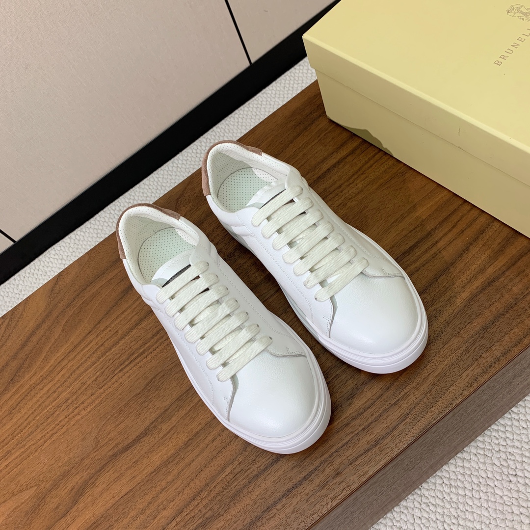 【BRUNELL* CUCINELL*】男款休闲鞋。简约时尚。鞋面牛皮、羊皮内里，高密度弹力乳胶（可拆卸