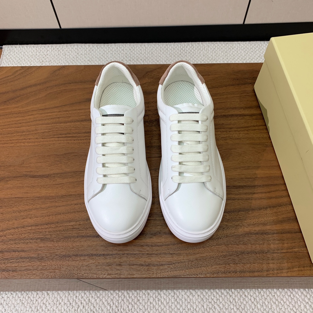 【BRUNELL* CUCINELL*】男款休闲鞋。简约时尚。鞋面牛皮、羊皮内里，高密度弹力乳胶（可拆卸