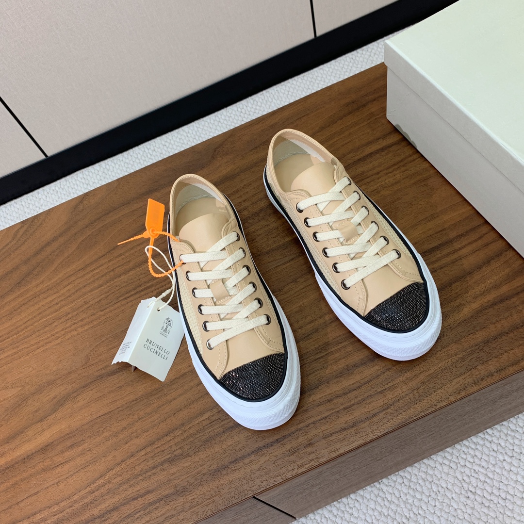 【BRUNELL* CUCINELL*】女款休闲鞋。材质：鞋面进口牛皮➕编织材料。羊皮垫脚。橡胶大底。
