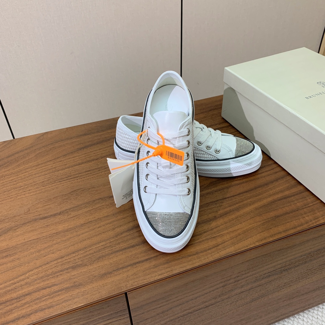 【BRUNELL* CUCINELL*】女款休闲鞋。材质：鞋面进口牛皮➕编织材料。羊皮垫脚。橡胶大底。
