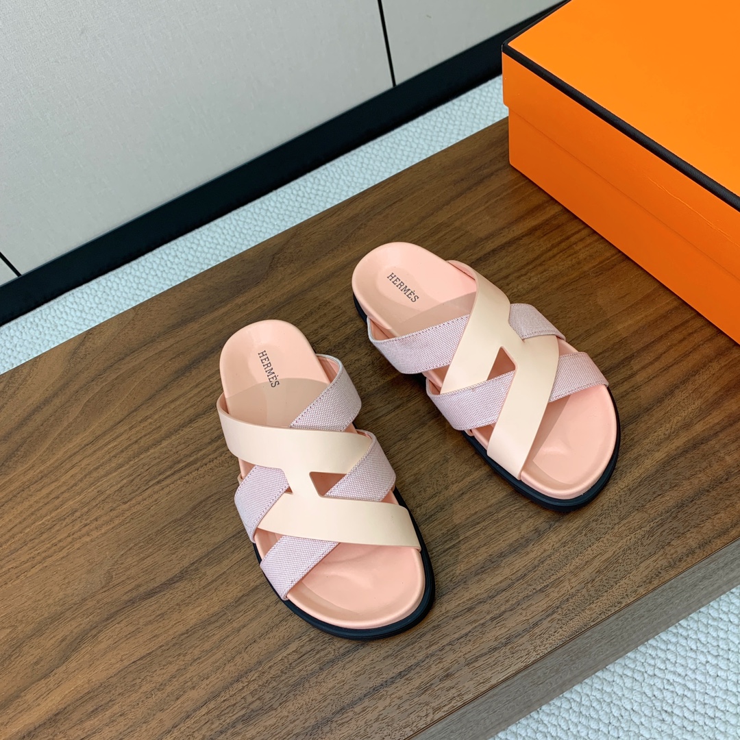 【Herm*s】高版本女款H专用布编织拖。H家配货首选鞋履！是爱马仕经典款。每一季都会出很多颜色，绝对是