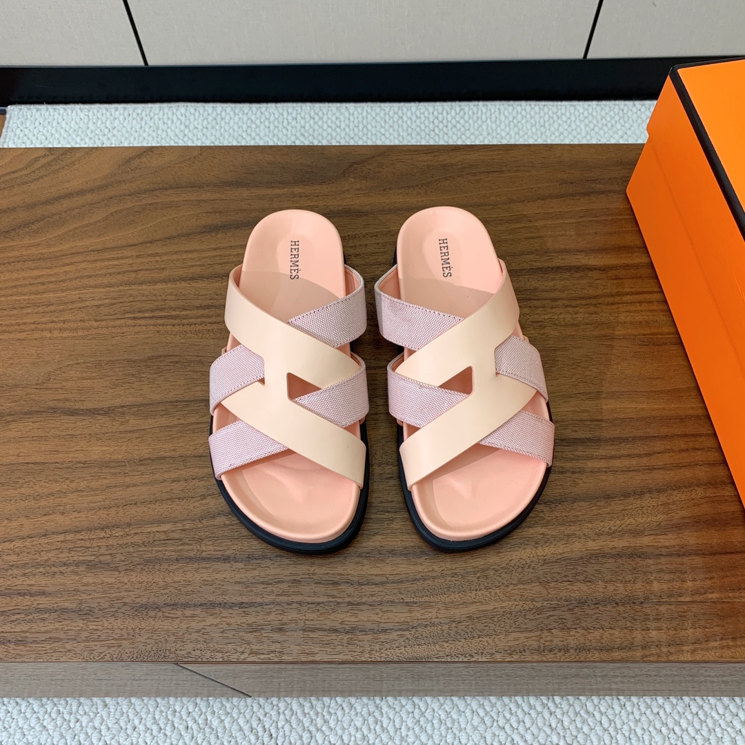 【Herm*s】高版本女款H专用布编织拖。H家配货首选鞋履！是爱马仕经典款。每一季都会出很多颜色，绝对是