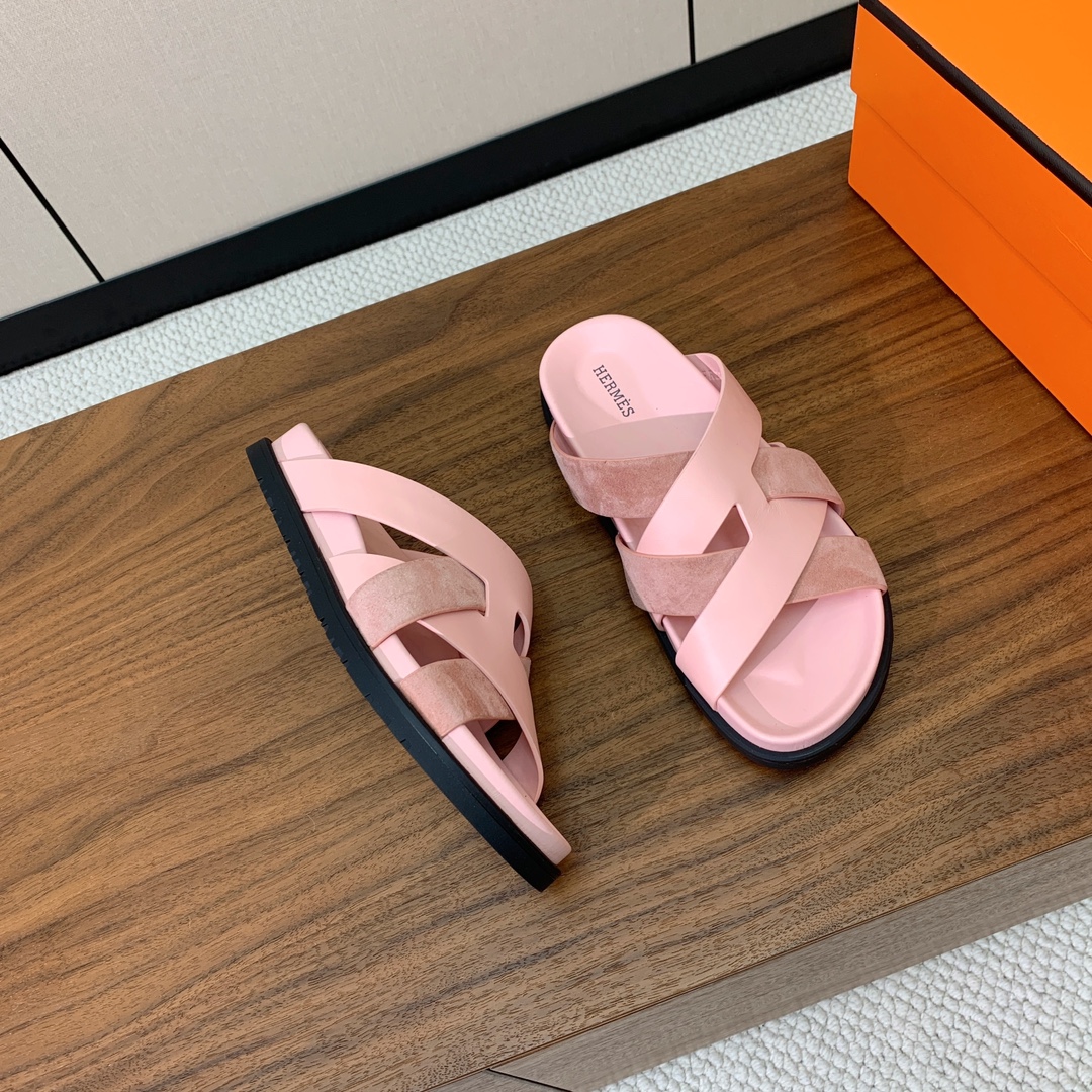 【Herm*s】高版本女款牛反绒编织拖。H家配货首选鞋履！是爱马仕经典款。每一季都会出很多颜色，绝对是最