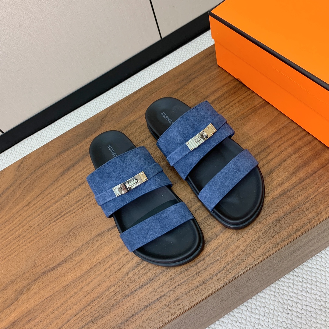 【Herm*s】高版本Kelly扣情侣款拖鞋。H家配货首选鞋履！是爱马仕经典款。每一季都会出很多颜色，绝