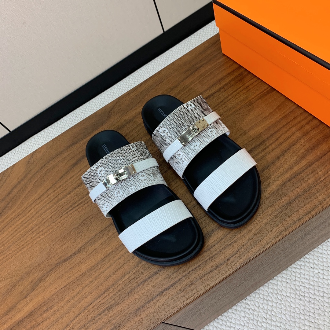 【Herm*s】高版本Kelly扣情侣款拖鞋。H家配货首选鞋履！是爱马仕经典款。每一季都会出很多颜色，绝
