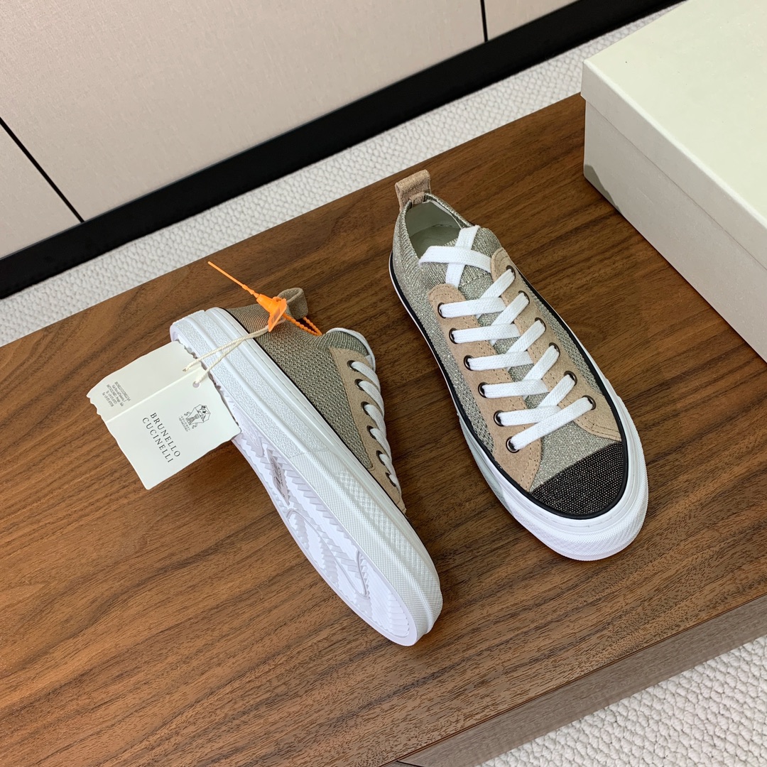 【BRUNELL* CUCINELL*】女款针织休闲鞋。材质：鞋面进口环保牛绒➕针织。内里垫脚是高密斜纹
