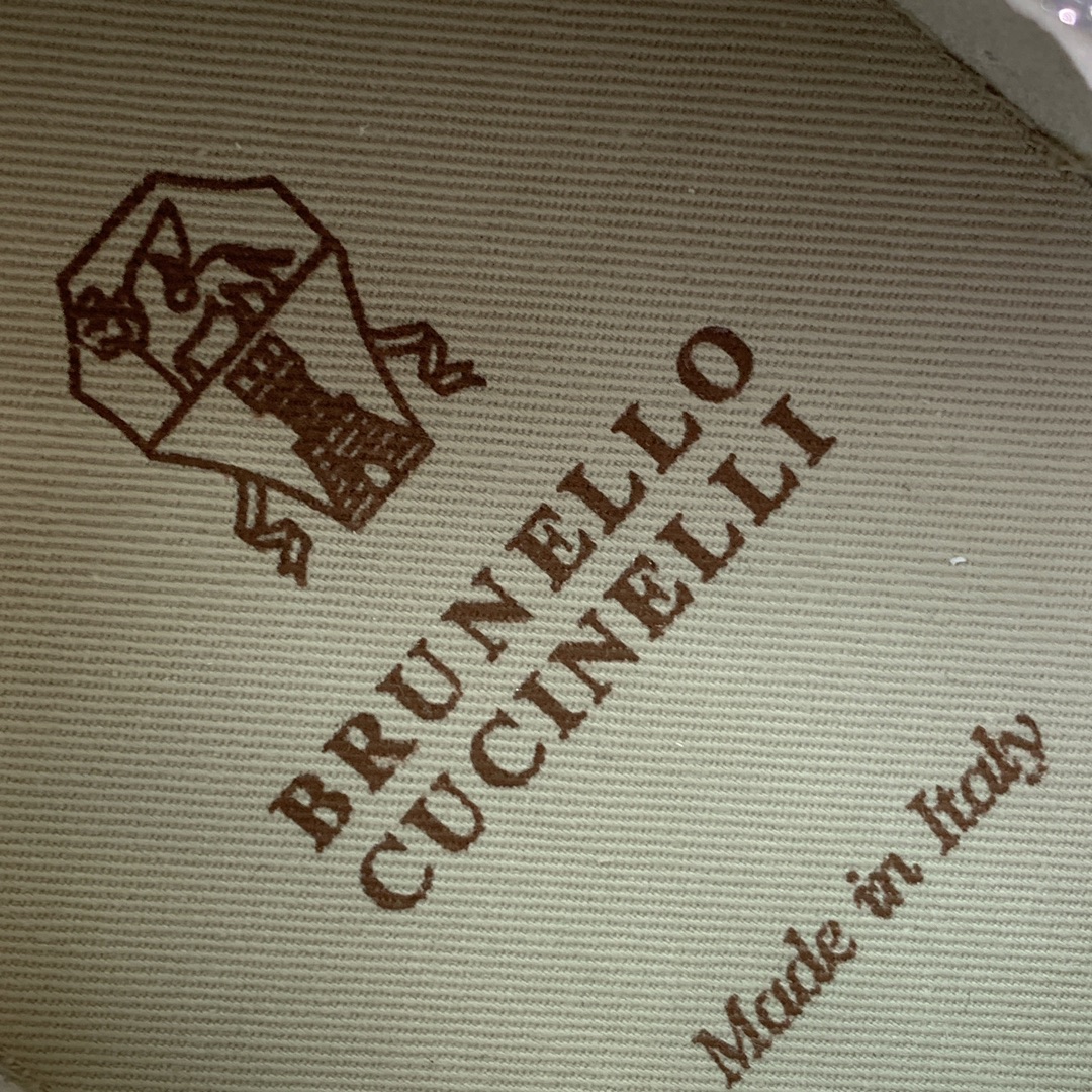 【BRUNELL* CUCINELL*】女款针织休闲鞋。材质：鞋面进口环保牛绒➕针织。内里垫脚是高密斜纹